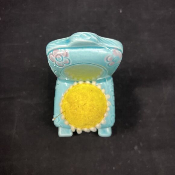 Vintage Ceramic Blue Rocking Chair Pin Cushion - Picture 5 of 9